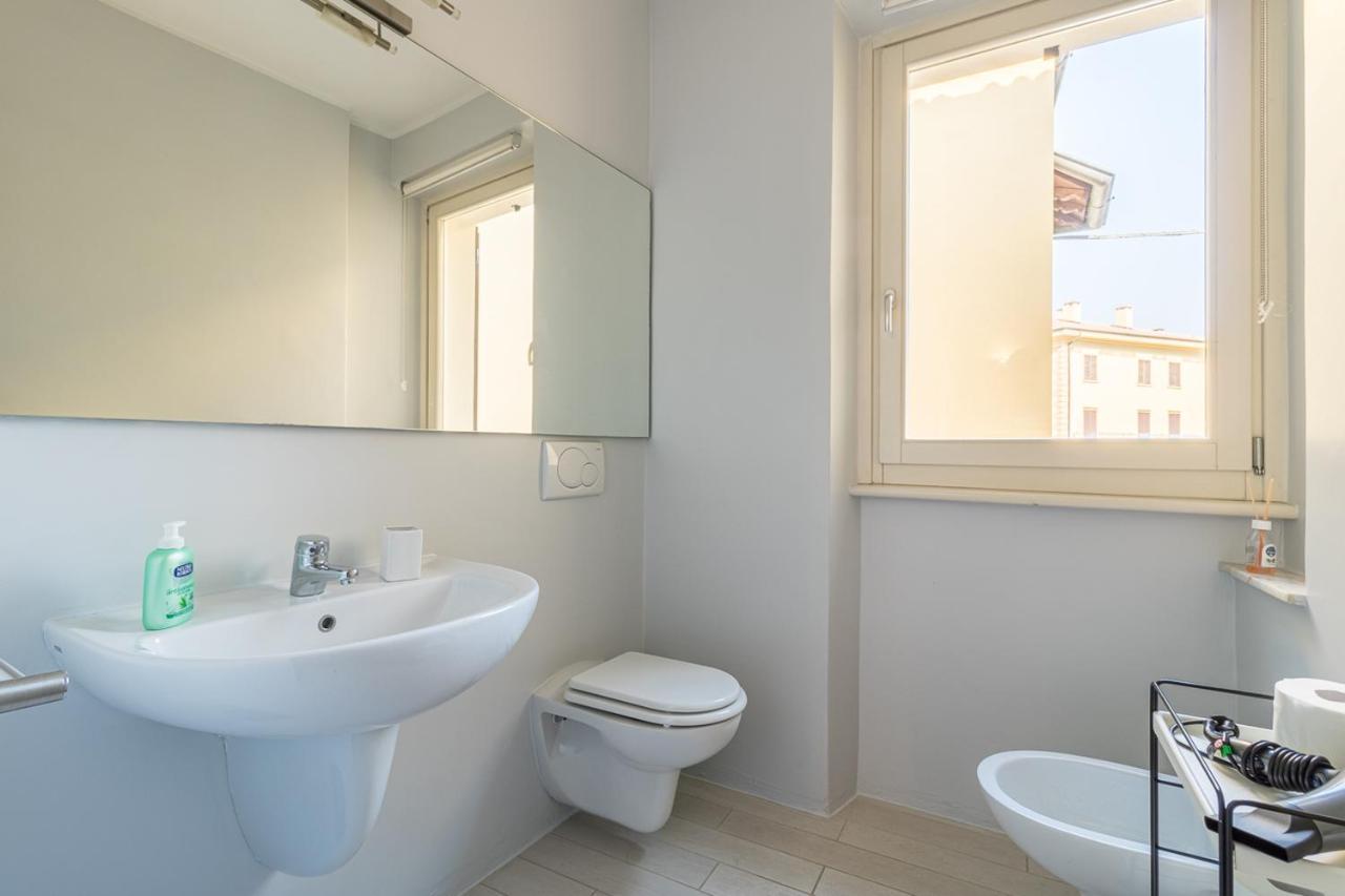 Apartment Delle Rose - Μενάτζιο Εξωτερικό φωτογραφία